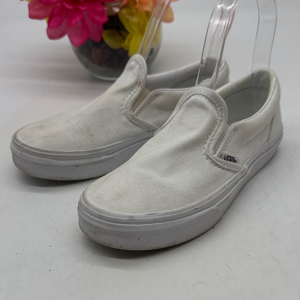 Vans Kids Classic White Slip-On Sneakers Size 1.5 SNK9377D